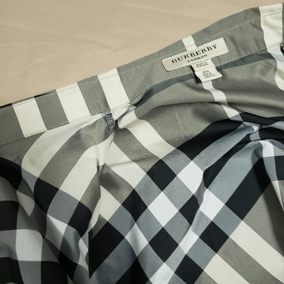 AUTHENTIC | Burberry Striped | Button-up Shirt - Picture 13 of 13